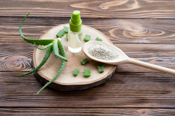 Ādas aprūpe pēc saules vai solārija: dermatologa padomi
