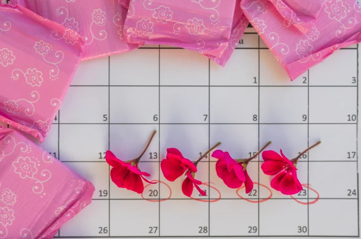 Pirmās menstruācijas: ko zināt un kā parūpēties par sevi