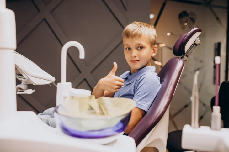Zobu fluorizācija bērniem un pieaugušajiem: kas jāzina